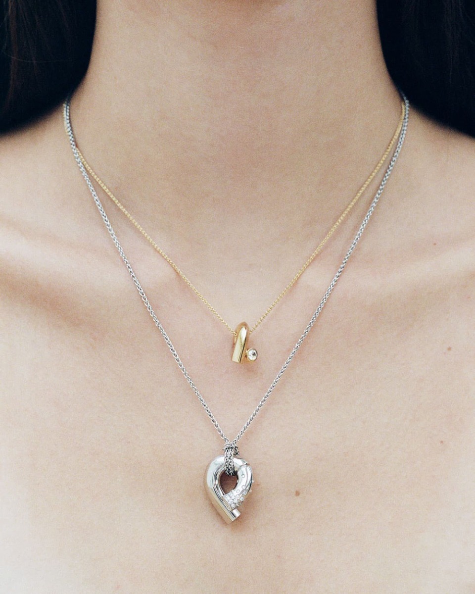 Tabayer Oera Mini 18k Yellow Gold Round Diamond Pendant Necklace