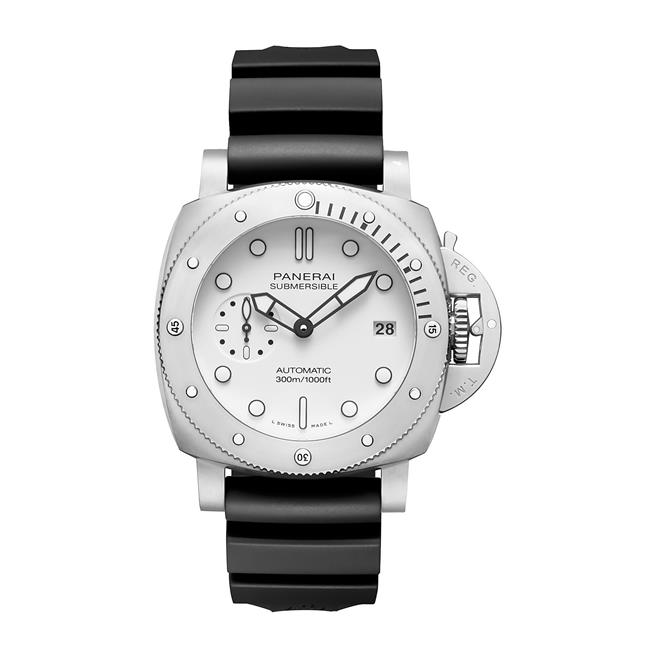 Panerai Submersible White 42mm