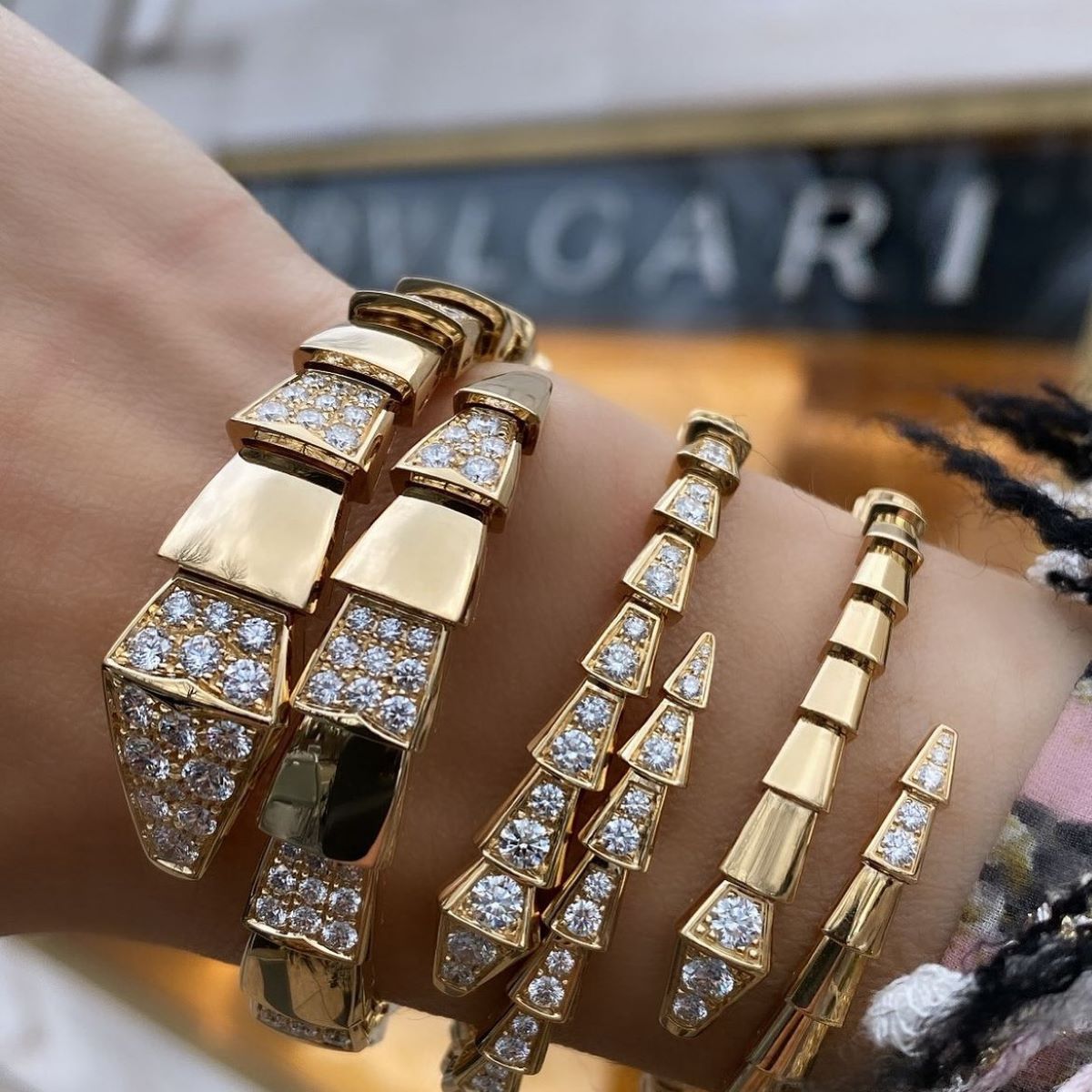 Bvlgari Serpenti Viper 18k Yellow Gold Pave Diamond Small Bangle Bracelet